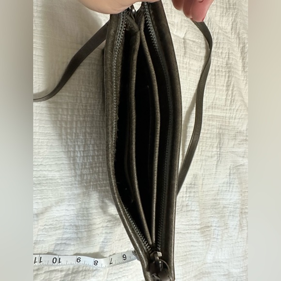 Smaller Rough & Tumble Purse - Picture 5 of 5